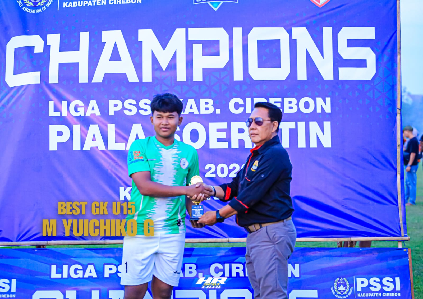 Mohammad Yuichiko Gustavian Raih Penghargaan Kiper Terbaik Liga Askab Cirebon U-15